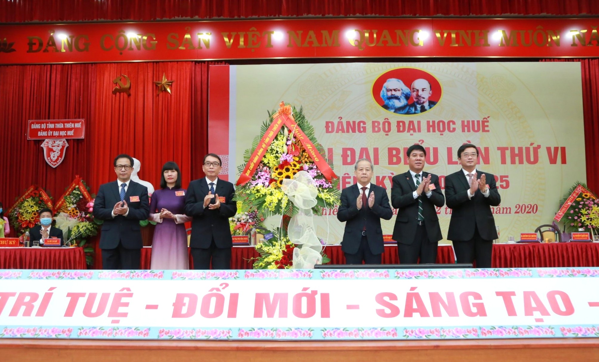 Tập trung nguồn lực, phát triển ĐH Huế thành ĐH Quốc gia