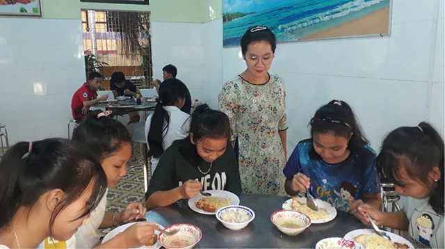 Trao yêu thương đến thế hệ sau