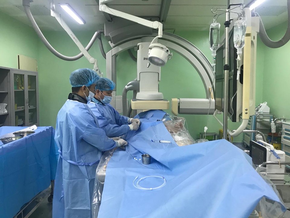 Cardiovascular intervention saving life of patient with “massive hemoptysis”