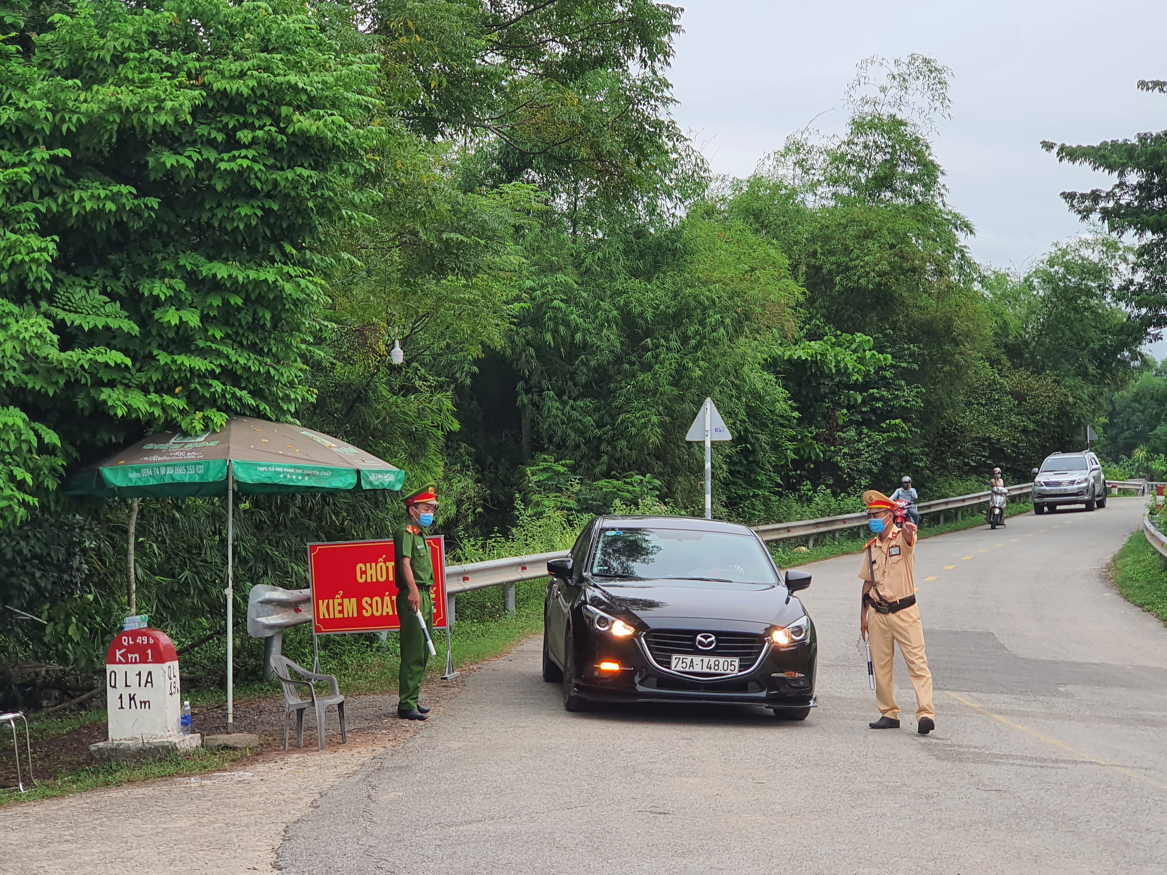 Kiểm tra, chốt chặn mọi ngả đường vào Thừa Thiên Huế