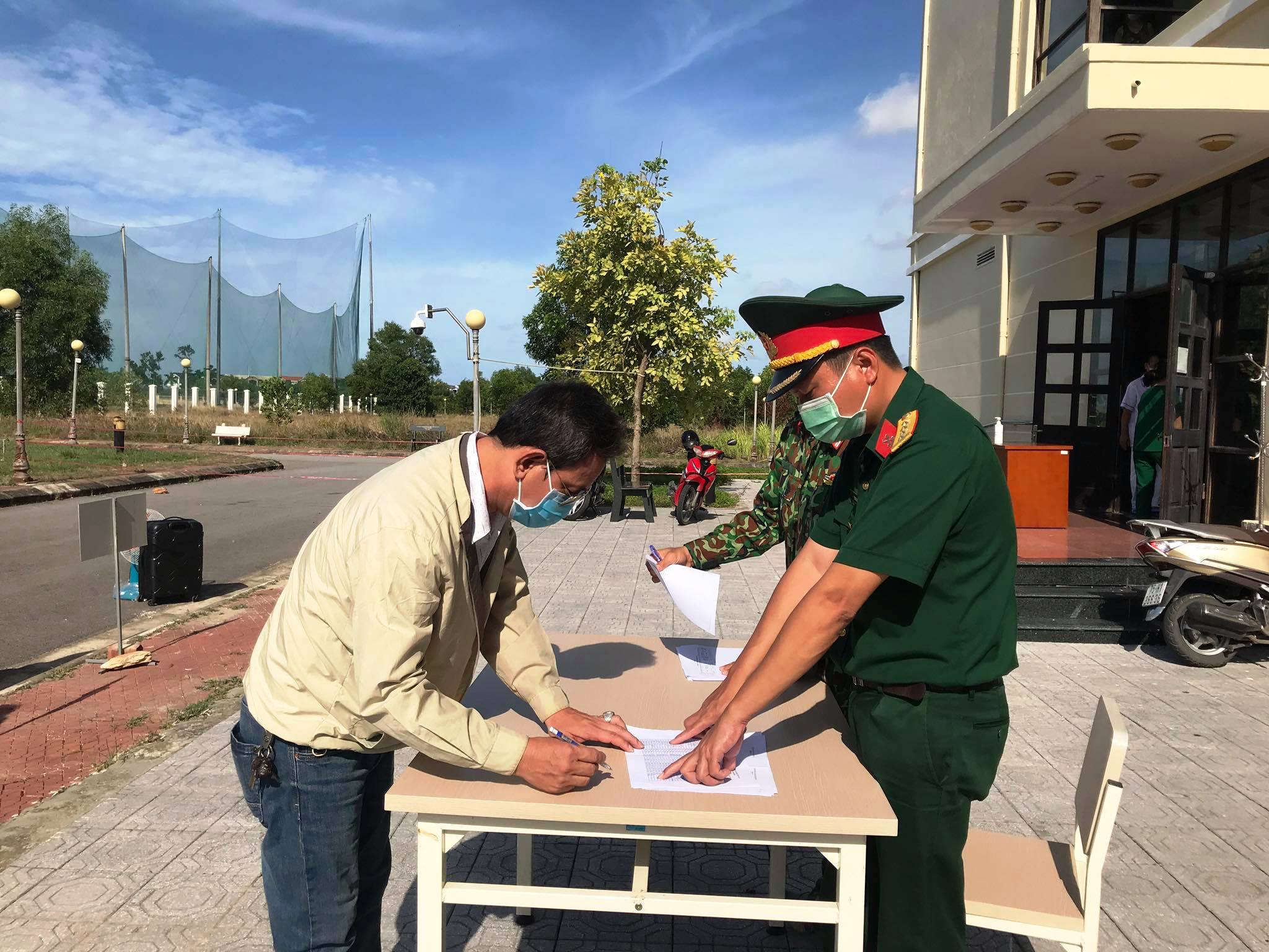 Tiếp nhận thêm 75 công dân từ Đà Nẵng về cách ly