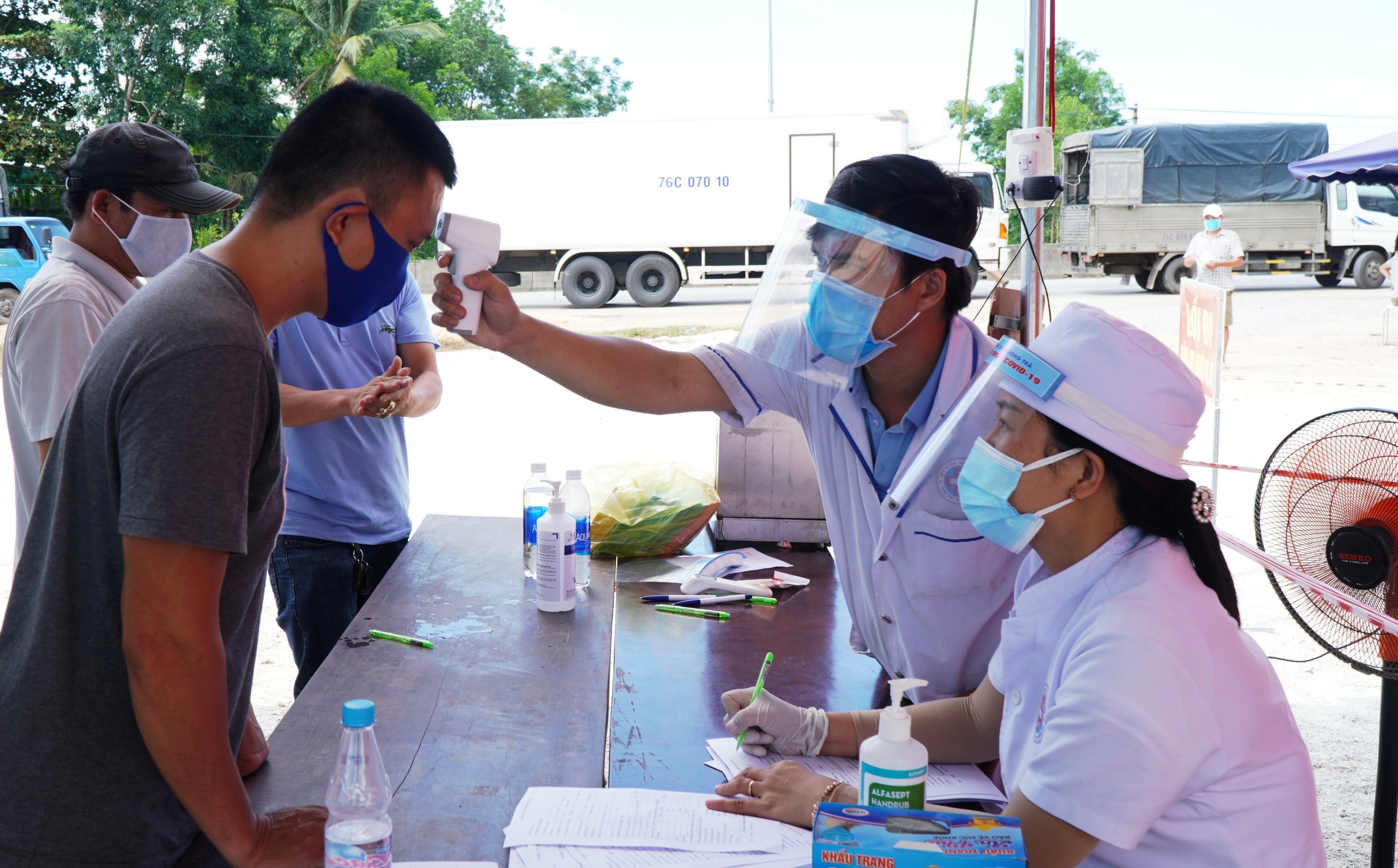 Sẵn sàng các tiêu chí an toàn trong mùa dịch khi học sinh, sinh viên trở lại trường