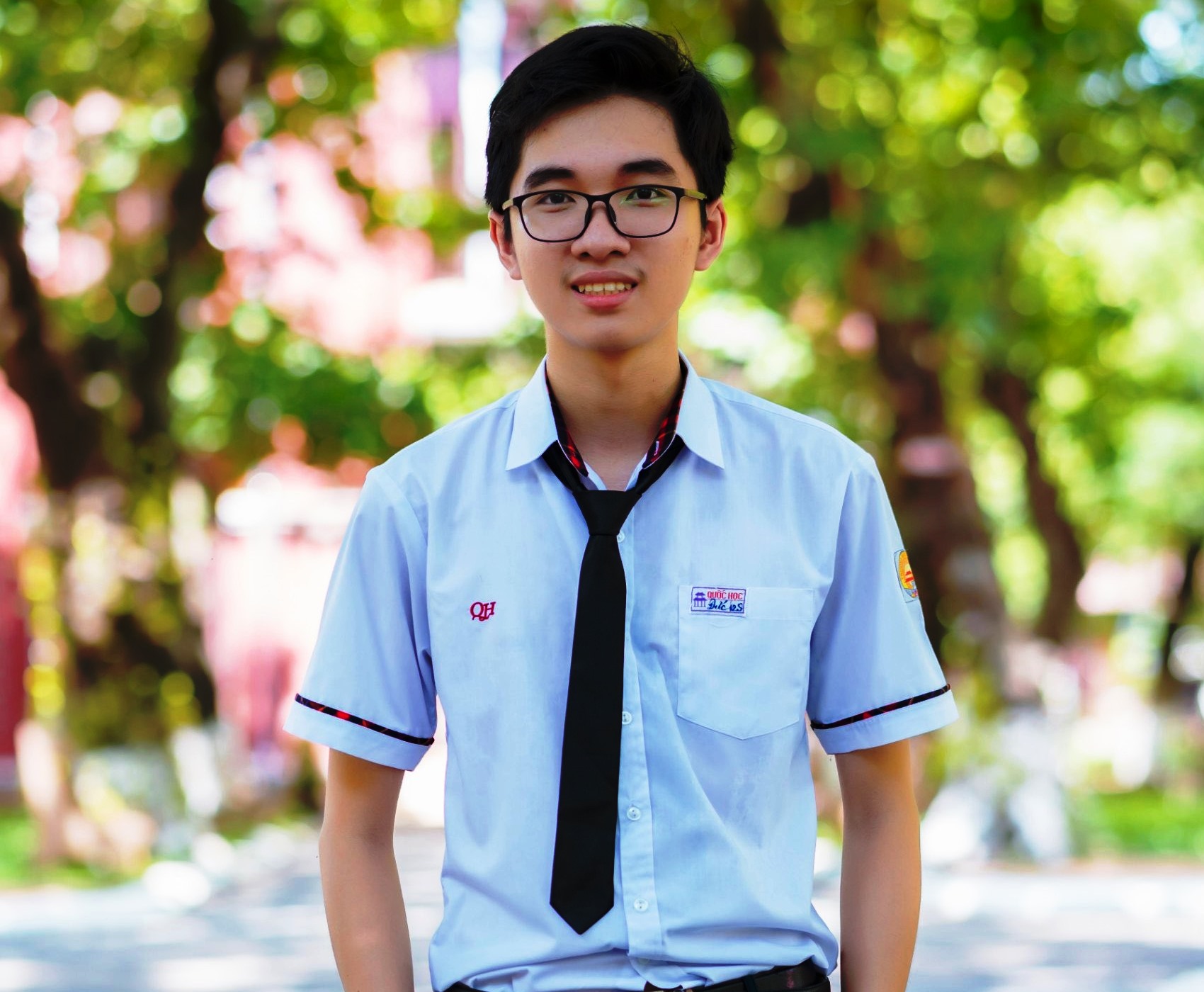 Bí thư Tỉnh uỷ Lê Trường Lưu gửi thư chúc mừng học sinh đạt Huy chương vàng Olympic sinh học