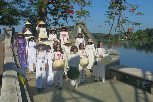 Ngày hội Áo dài sẽ được tổ chức sau khi khống chế dịch bệnh COVID - 19