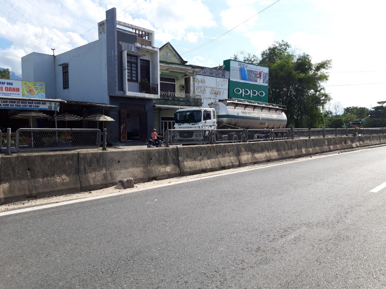 Điều tra, xử lý tình trạng lưới chống lóa bị tháo dỡ trên Quốc lộ 1A