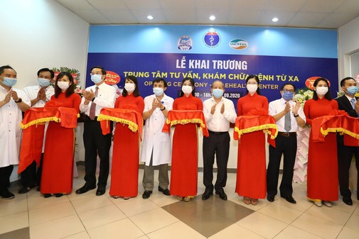 Khai trương Trung tâm Tư vấn, khám chữa bệnh từ xa