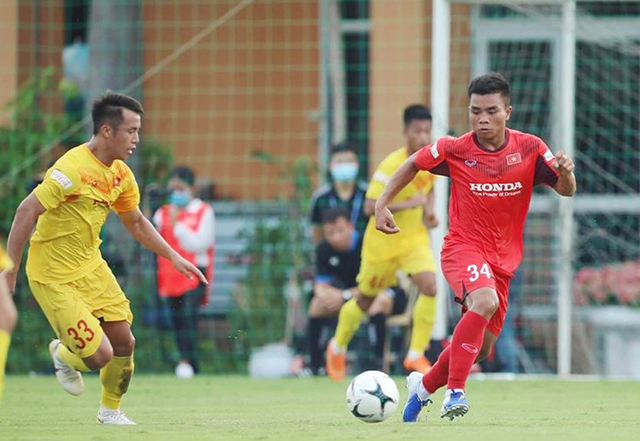 CLB bóng đá Huế  niềm vui trong “mùa” COVID-19