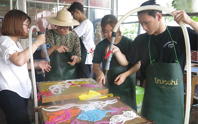 Cấp phép triển lãm Hỗ trợ tối đa cho nghệ sĩ