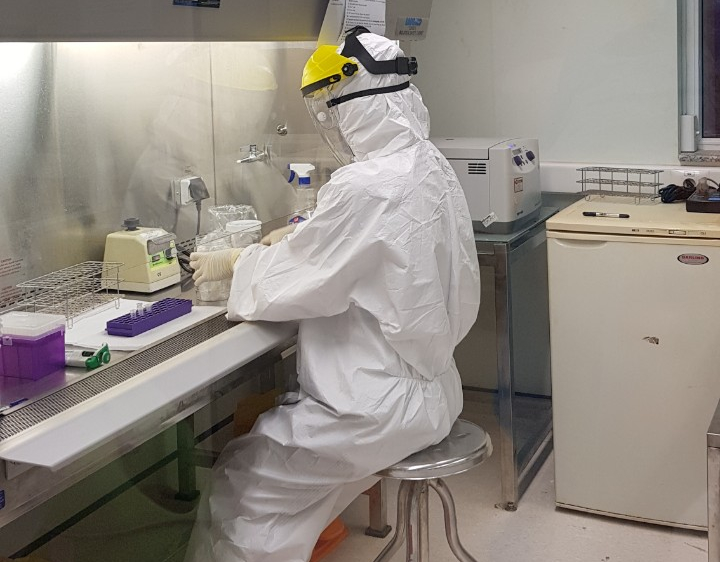 Bệnh viện Trường ĐHYD Huế triển khai xét nghiệm RT-PCR chẩn đoán COVID-19