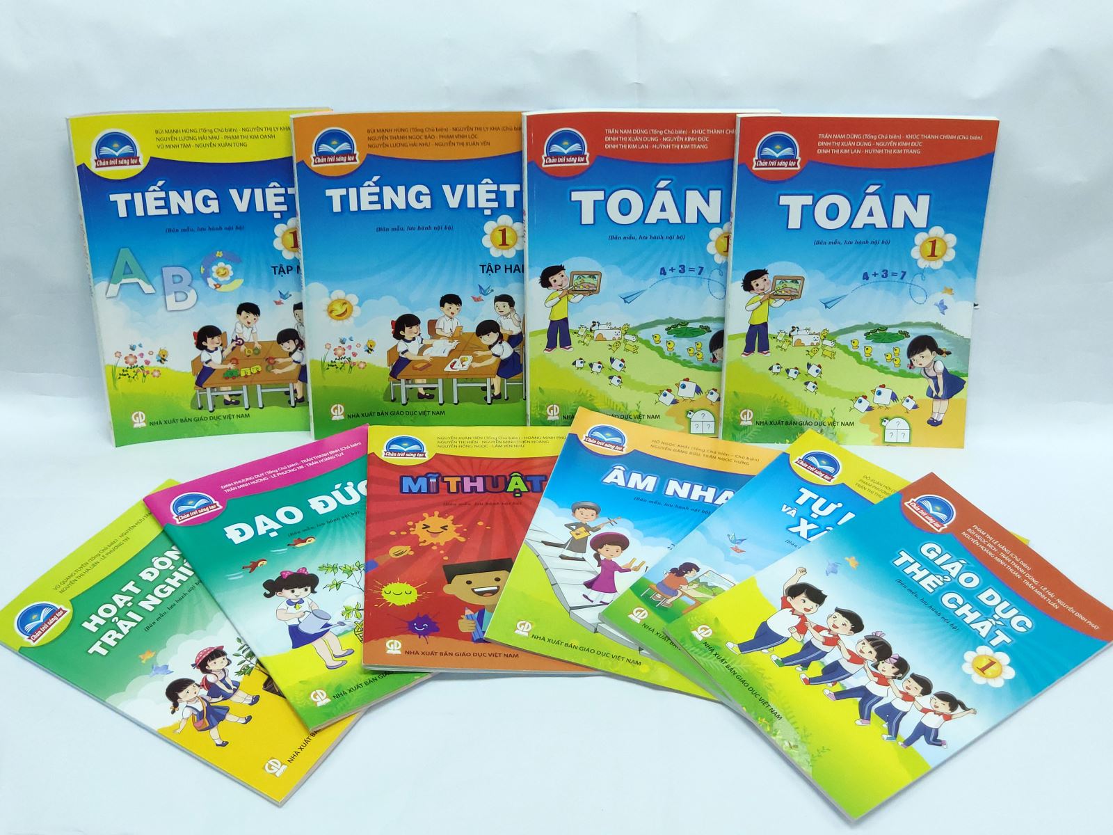 Không ép học sinh mua tài liệu tham khảo