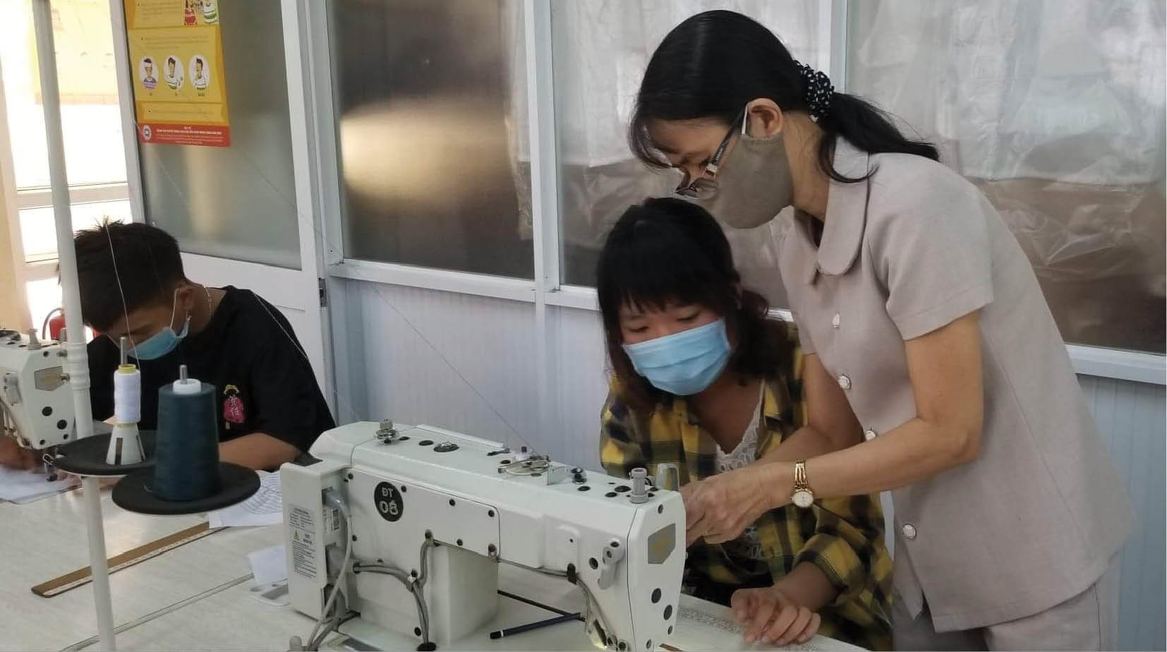 Tạo nghề cho lao động thất nghiệp