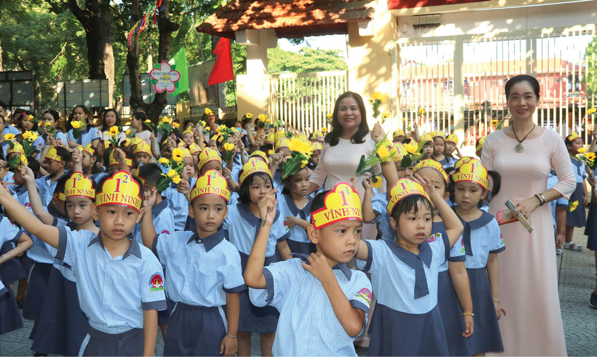 Âu lo cho học trò lớp 1