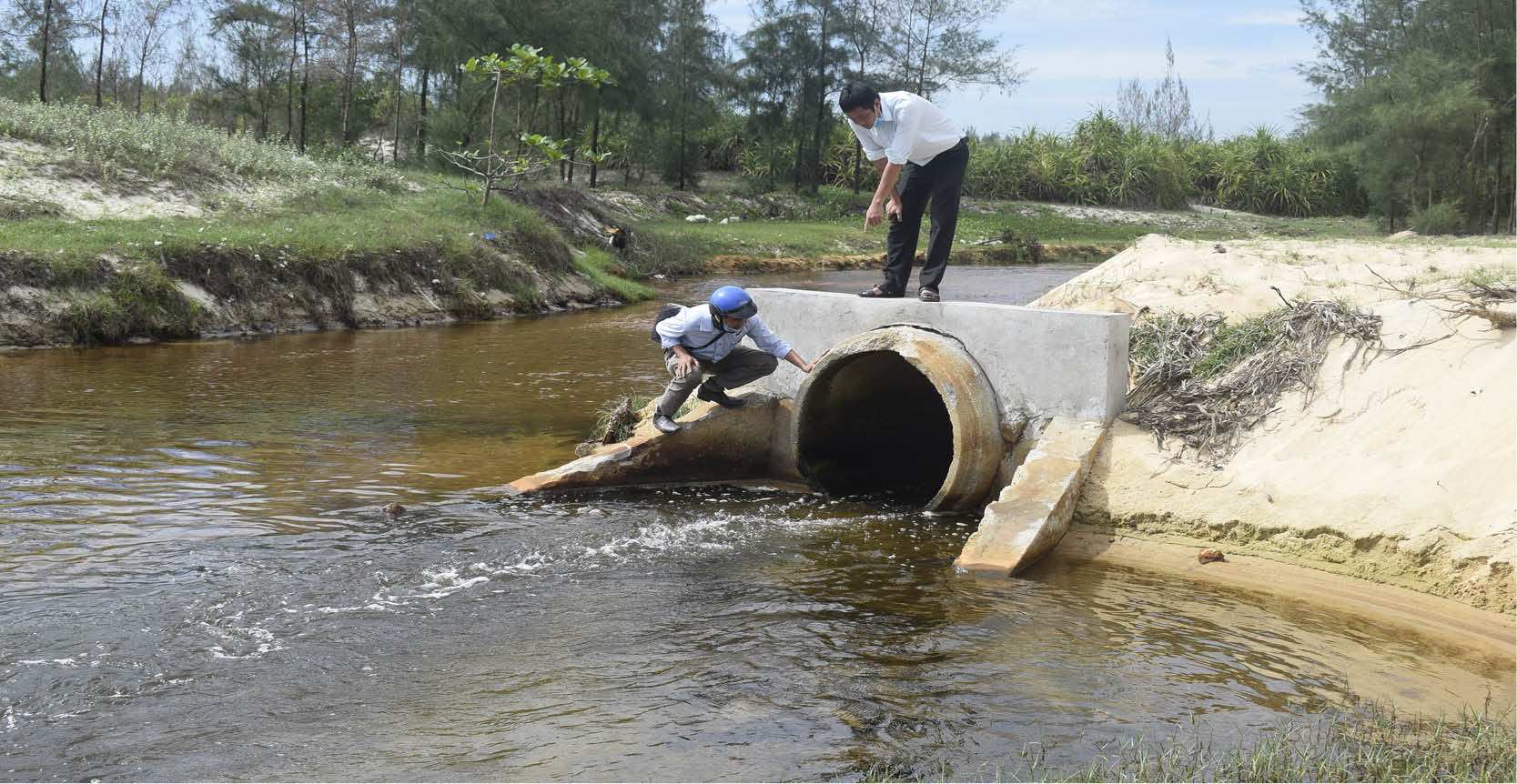 Xả thải của Công ty cổ phần Chăn nuôi CP Việt Nam chi nhánh Huế 2  Người dân nghi ngờ gây ô nhiễm, công ty khẳng định không