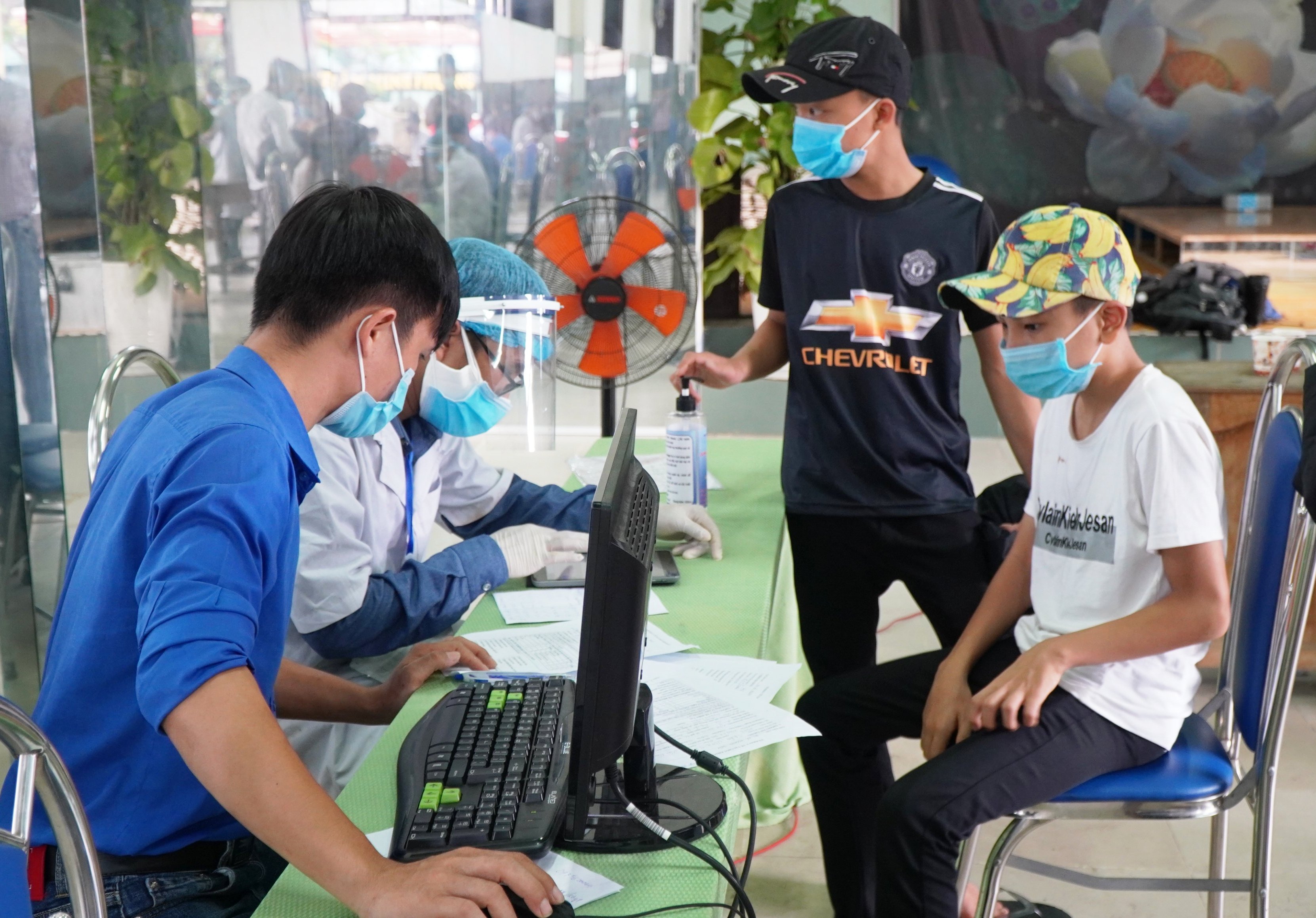 Tăng cường kiểm tra, rà soát công dân từ các địa phương có dịch về