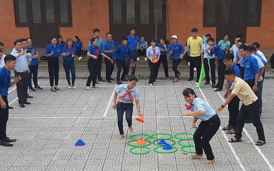 Trang bị kỹ năng cho giáo viên Tổng phụ trách Đội