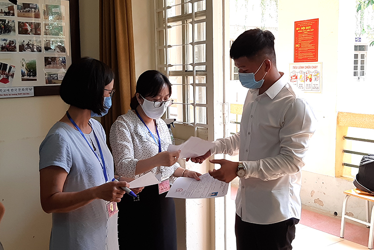 Giữ ổn định kỳ thi tốt nghiệp THPT, tiến tới thi trên máy tính
