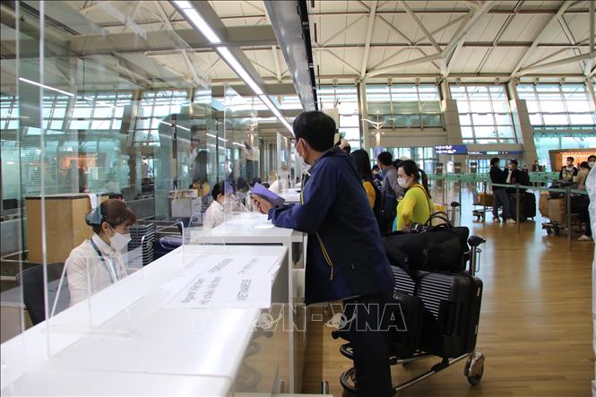 Chuyến bay thương mại từ Hàn Quốc về Việt Nam được nối lại