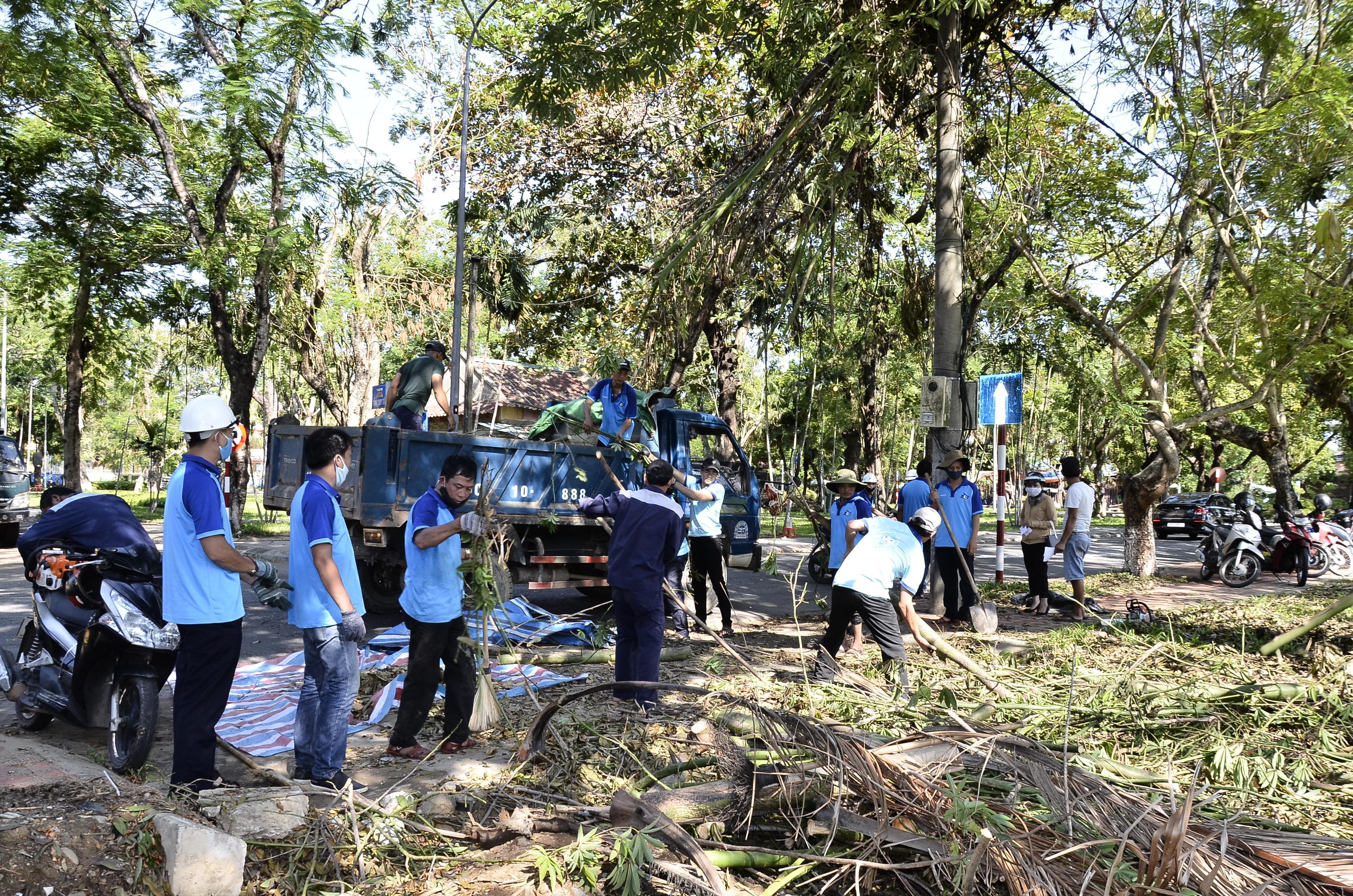 HueWACO Huy động 300 cán bộ, công nhân dọn vệ sinh