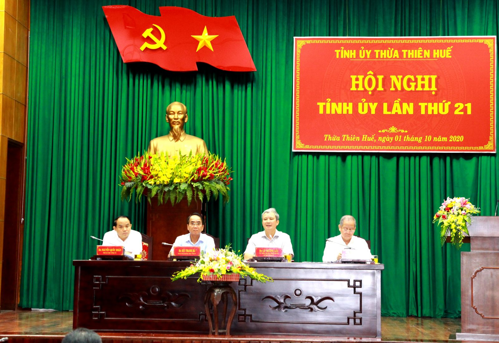 Thảo luận và cho ý kiến lần cuối về Báo cáo Chính trị Đại hội Đảng bộ tỉnh lần thứ XVI