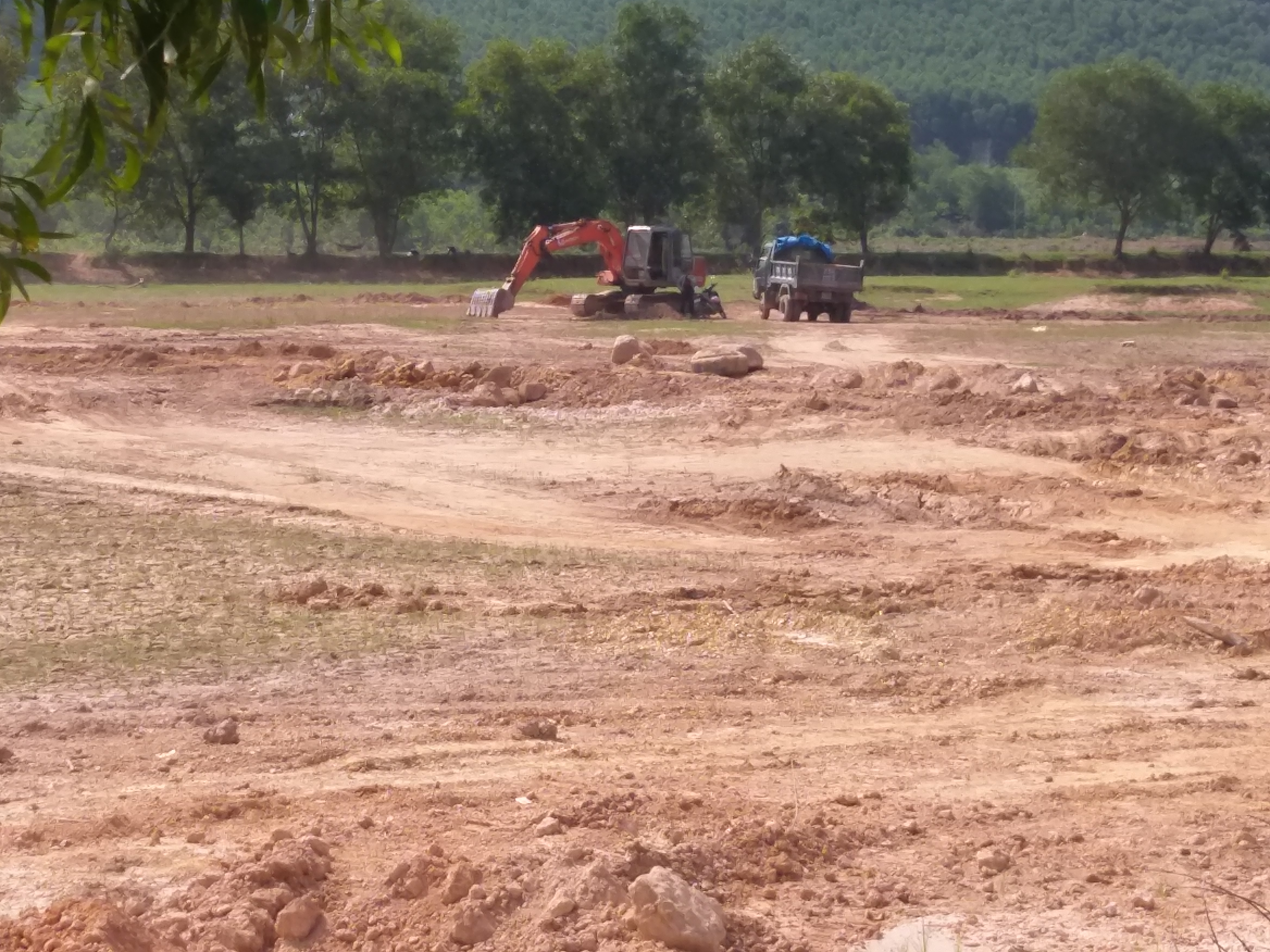 Xử phạt Công ty Cổ phần Vật liệu Xây dựng Hương Hồ 90 triệu đồng