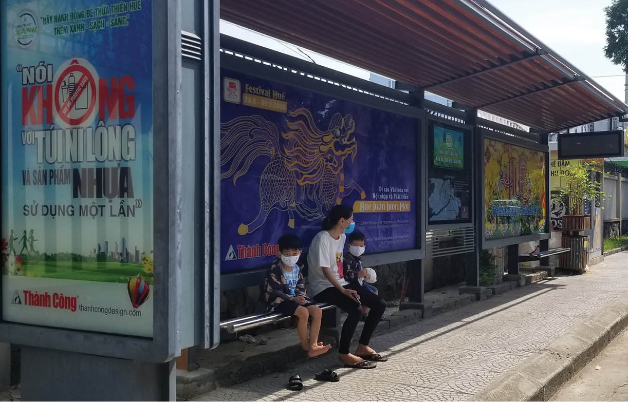 Cần sớm khắc phục hạn chế tại các điểm dừng xe buýt