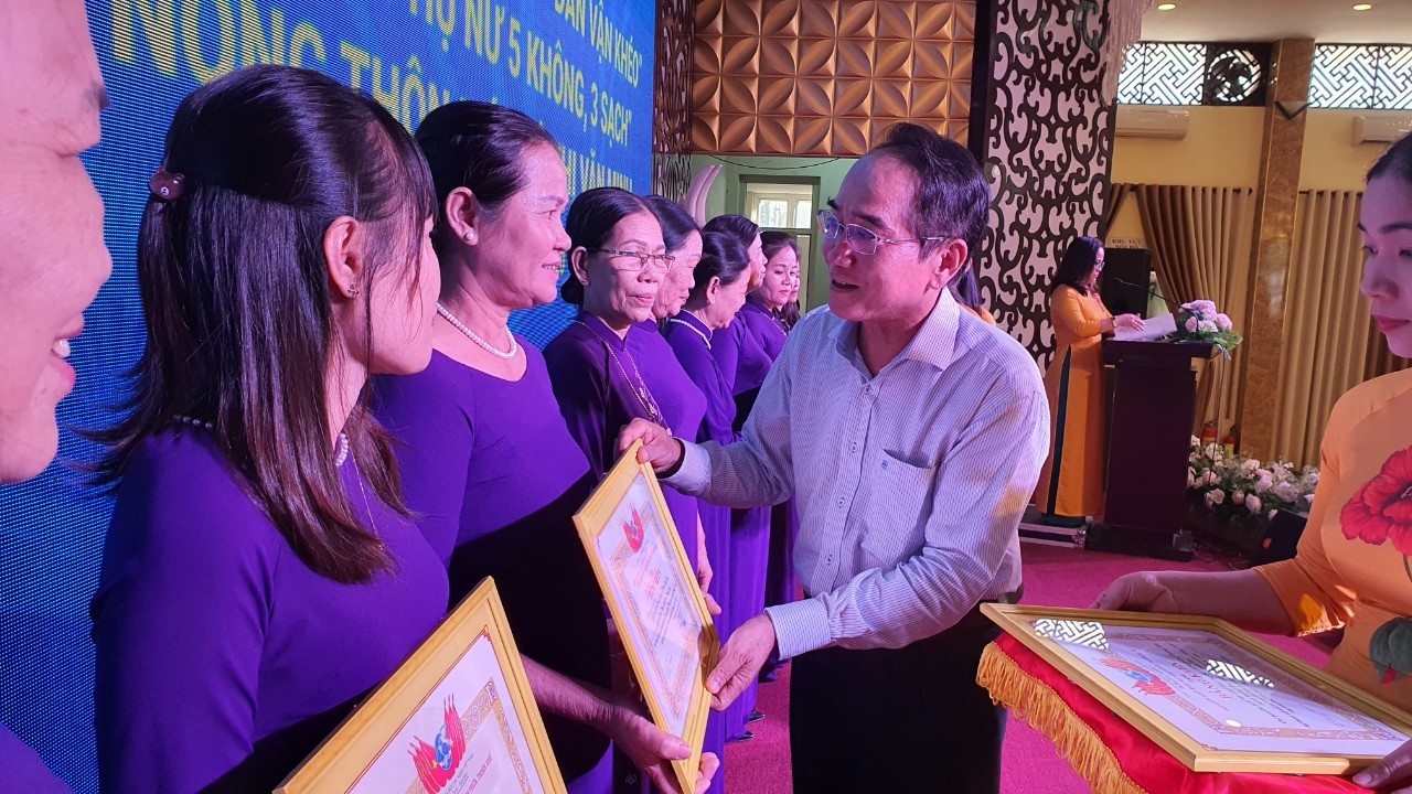 Kịp thời nắm bắt tâm tư, nguyện vọng của cán bộ, hội viên phụ nữ