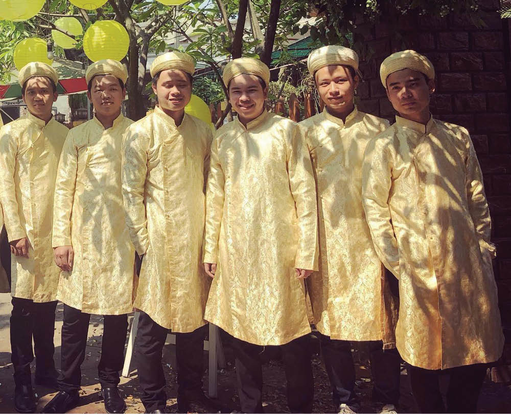 Áo dài ngũ thân - có thể là đồng phục học đường