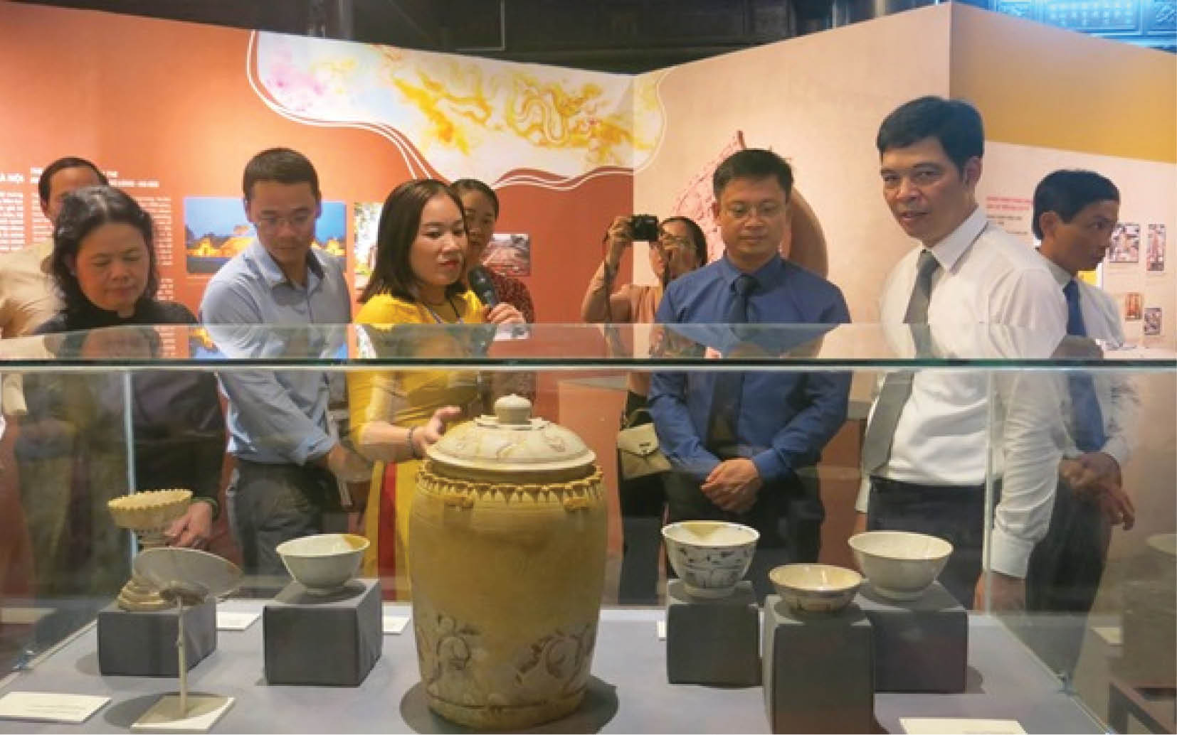 Mối quan hệ Hà Nội - Huế - Sài Gòn ngày càng bền chặt