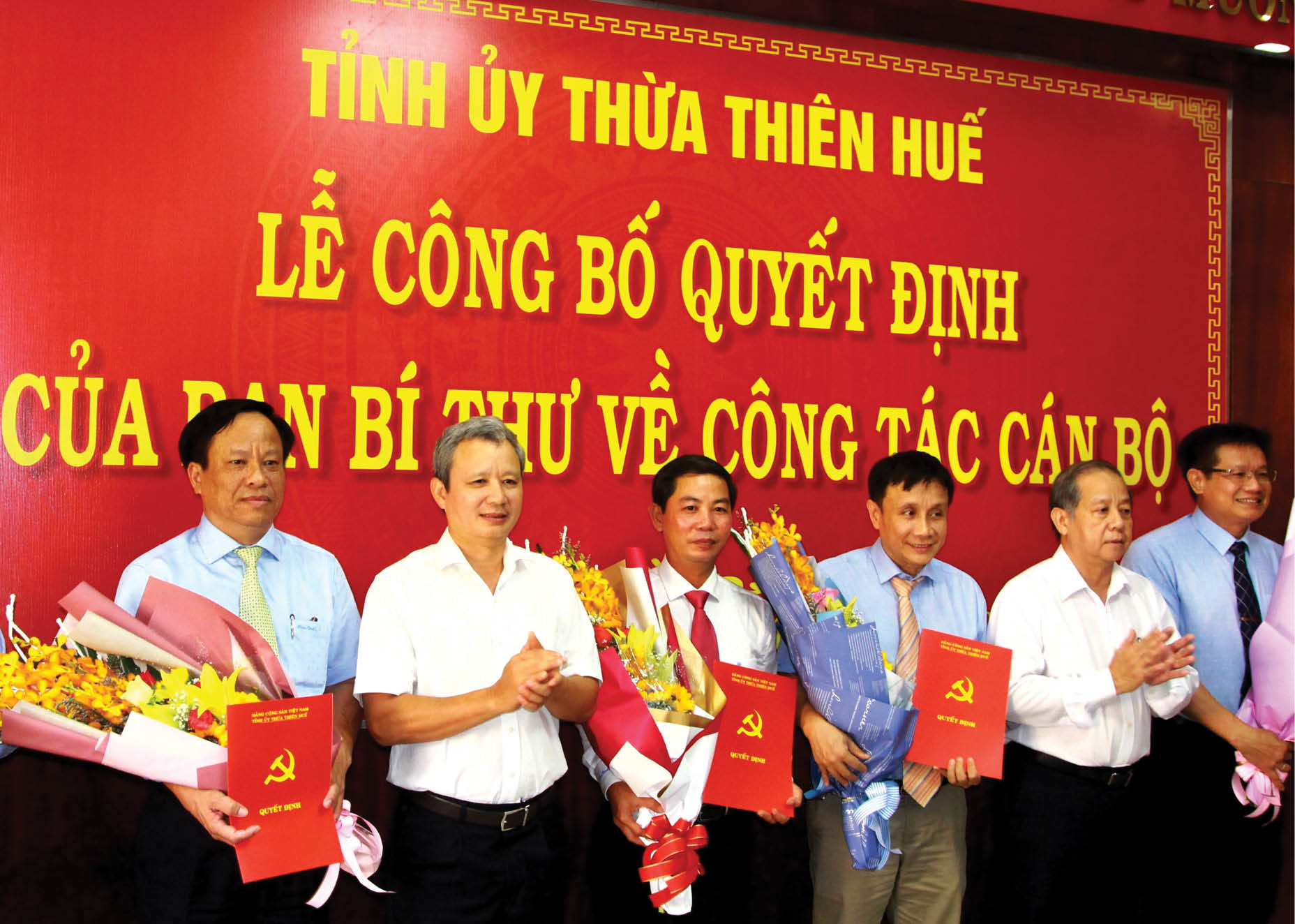 Góp phần quan trọng vào công tác xây dựng Đảng và hệ thống chính trị