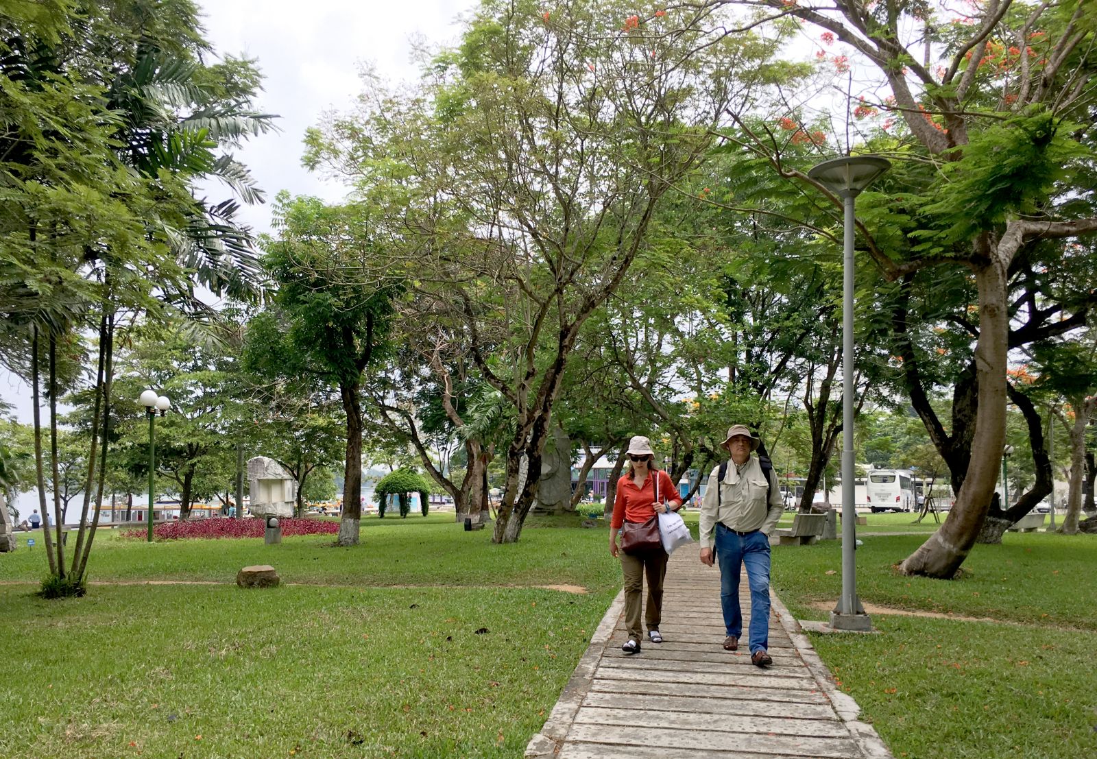Trees and love of Hue people