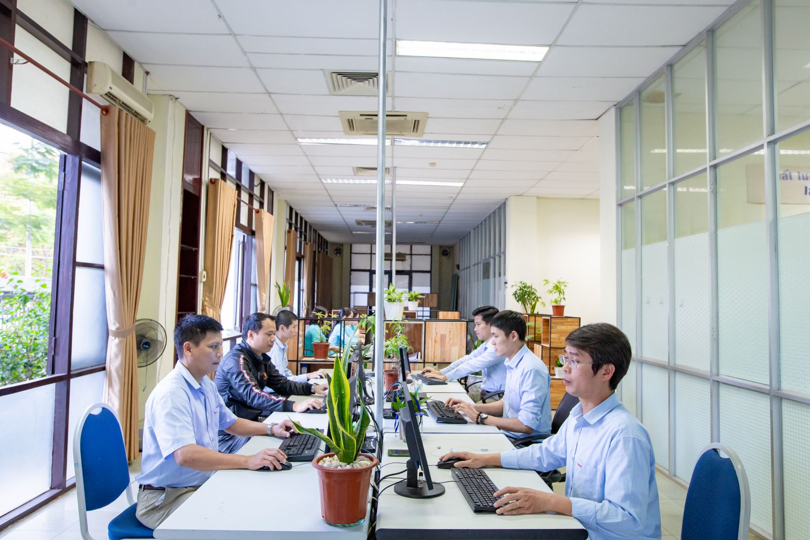 Supporting enterprises and localities in digital transformation