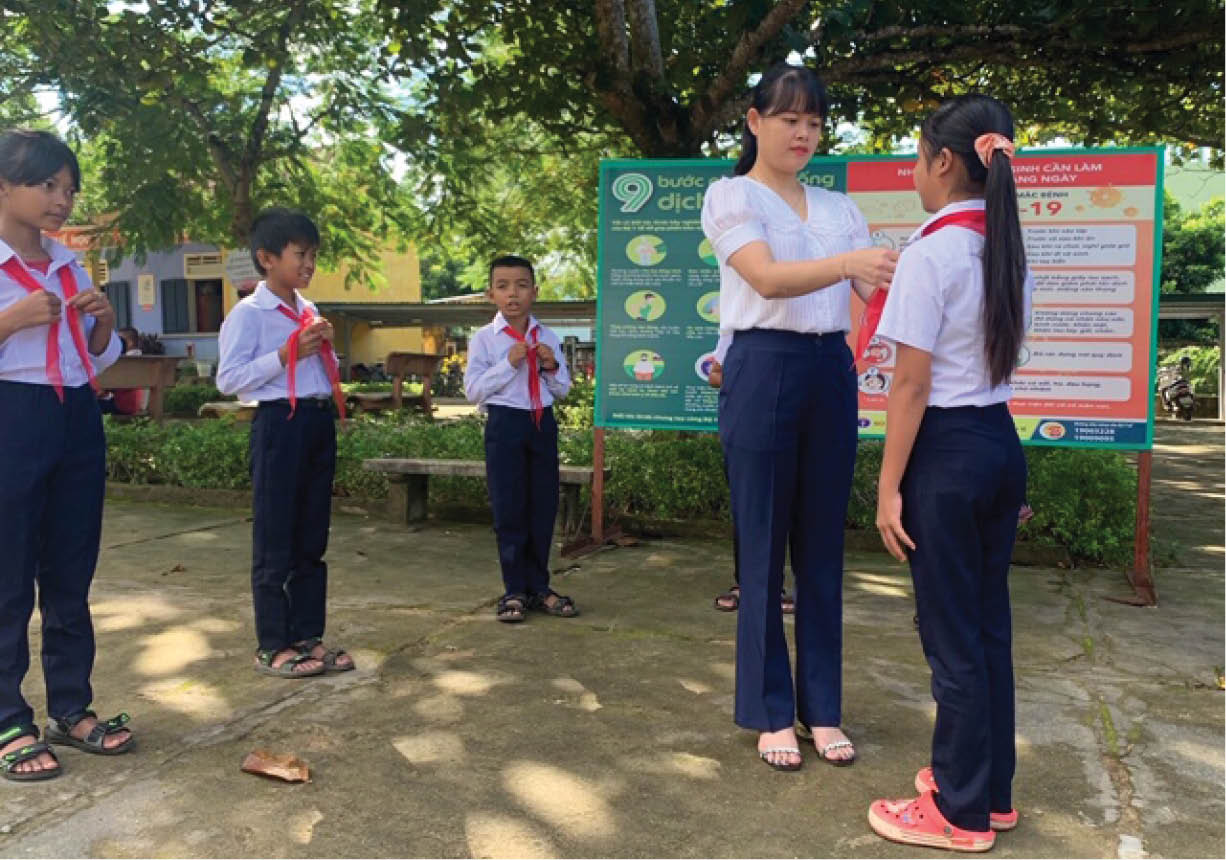 Cô Tổng phụ trách Đội được học sinh tin yêu