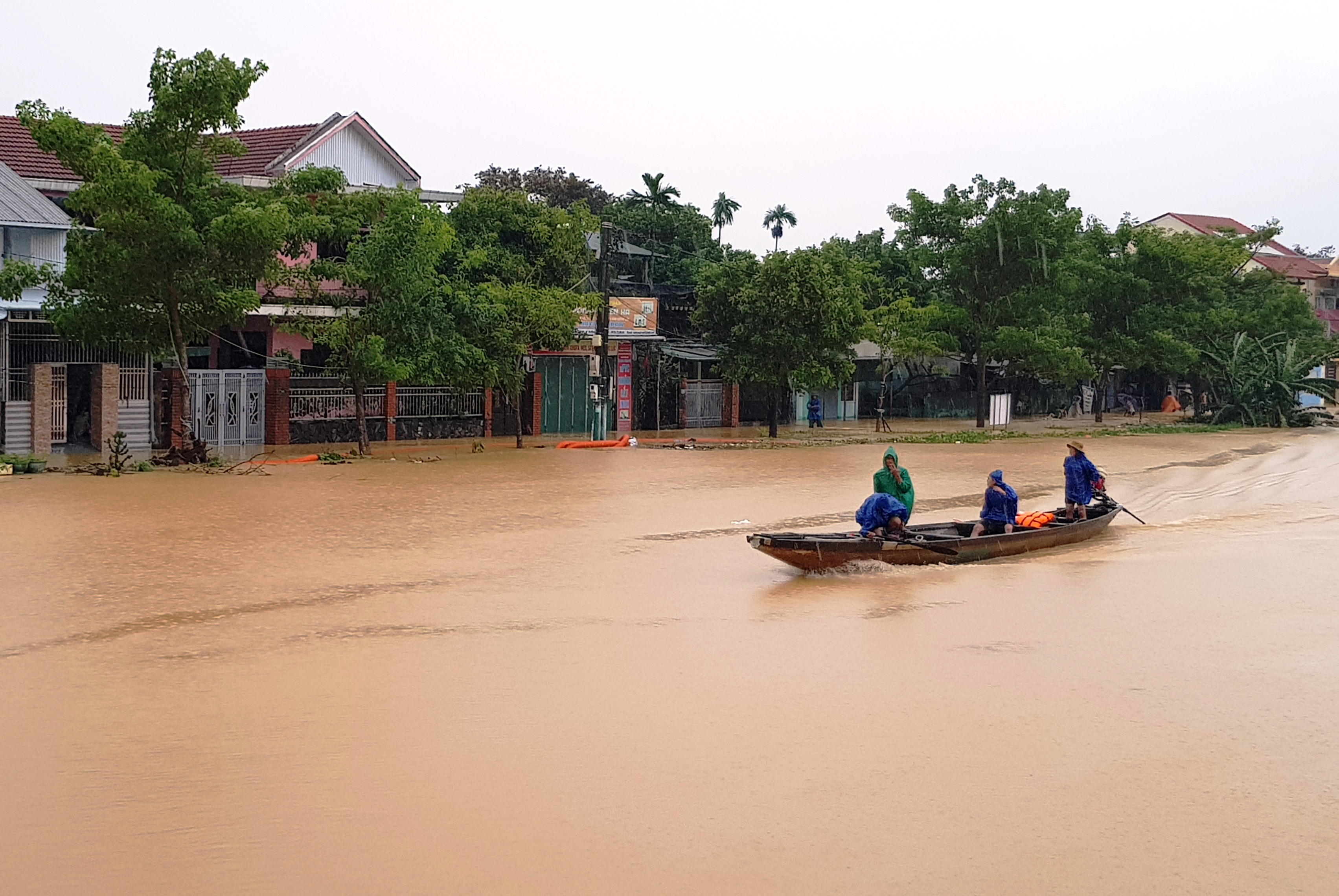 THÔNG BÁO TIẾP NHẬN HỖ TRỢ NGƯỜI DÂN BỊ THIỆT HẠI DO THIÊN TAI