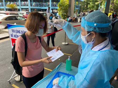 Cảnh giác, tuyệt đối không lơ là chủ quan phòng, chống dịch COVID-19