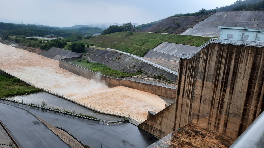 Các hồ chứa góp phần làm chậm, giảm đỉnh lũ ở hạ lưu