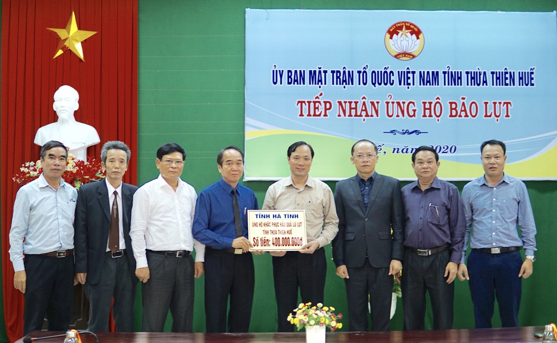 Nhiều đơn vị, doanh nghiệp, cá nhân ủng hộ người dân khắc phục hậu quả bão lũ