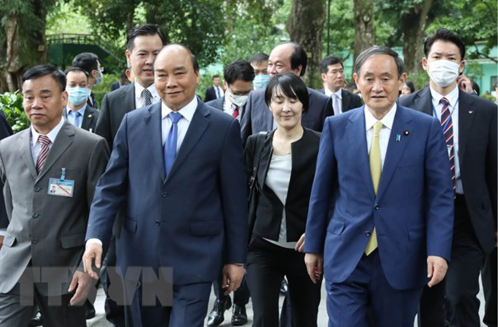 Tập trung vào hợp tác kinh tế và quốc phòng