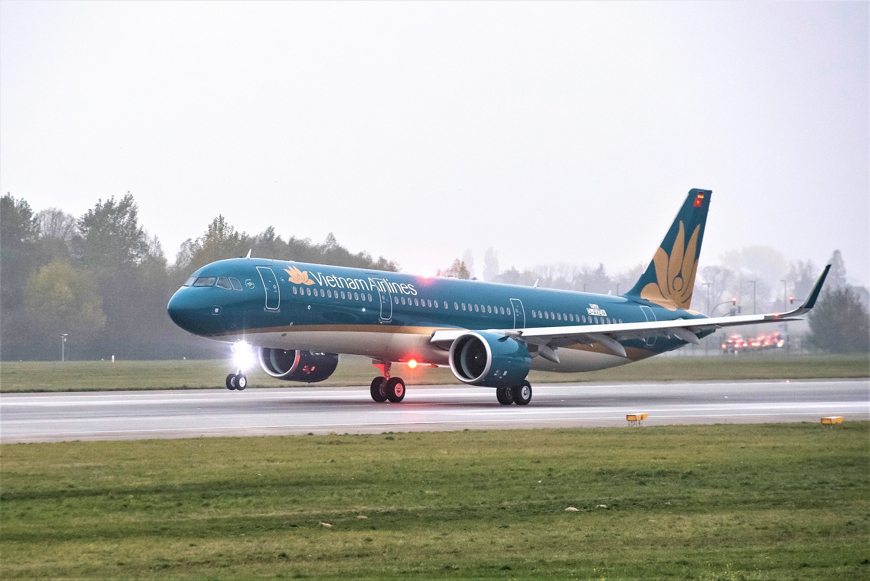 Vietnam Airlines triển khai chính sách hỗ trợ hành khách đến, đi từ Vinh, Huế, Đồng Hới