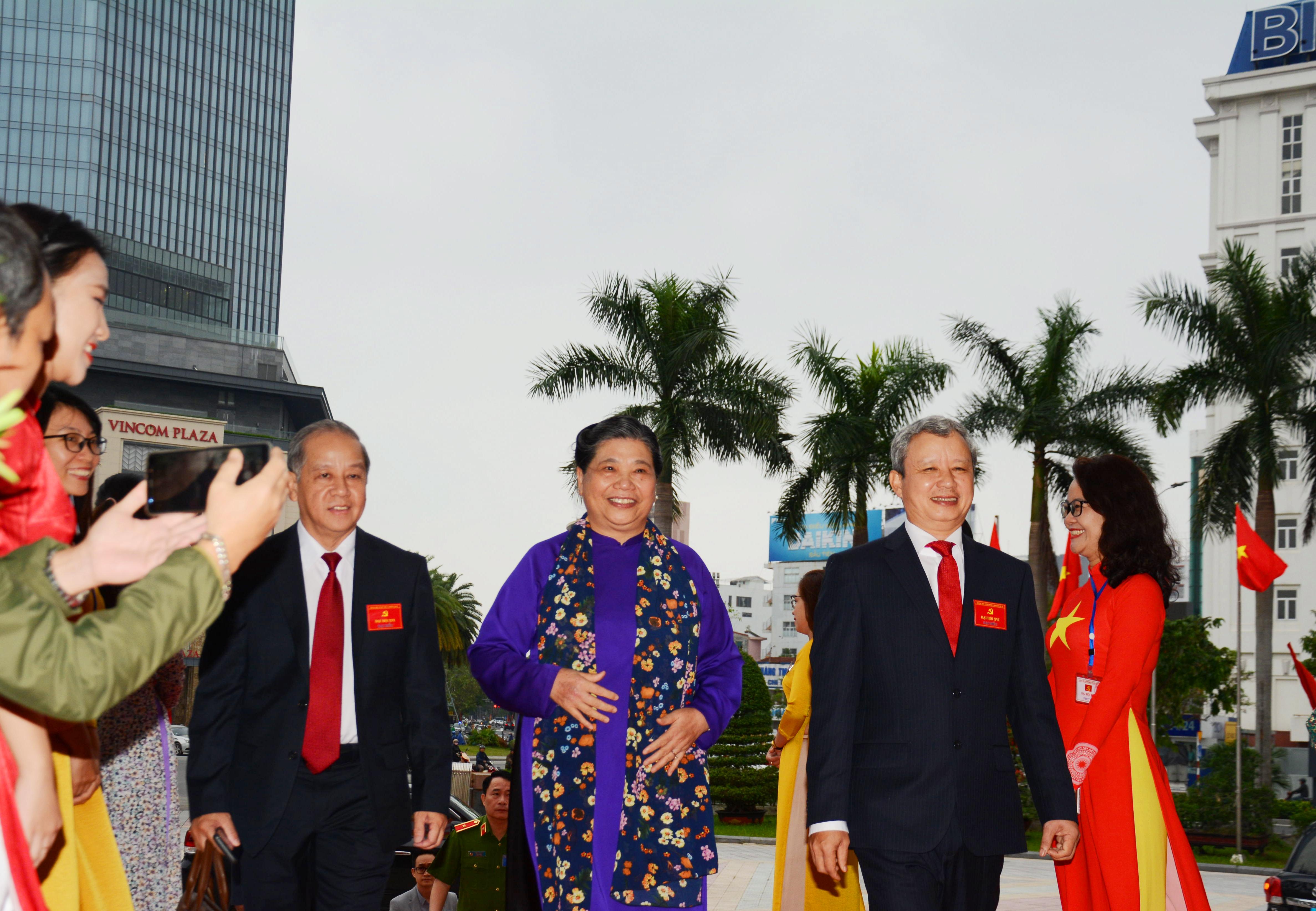 Toàn cảnh Khai mạc Đại hội đại biểu Đảng bộ tỉnh lần thứ XVI, nhiệm kỳ 2020 - 2025