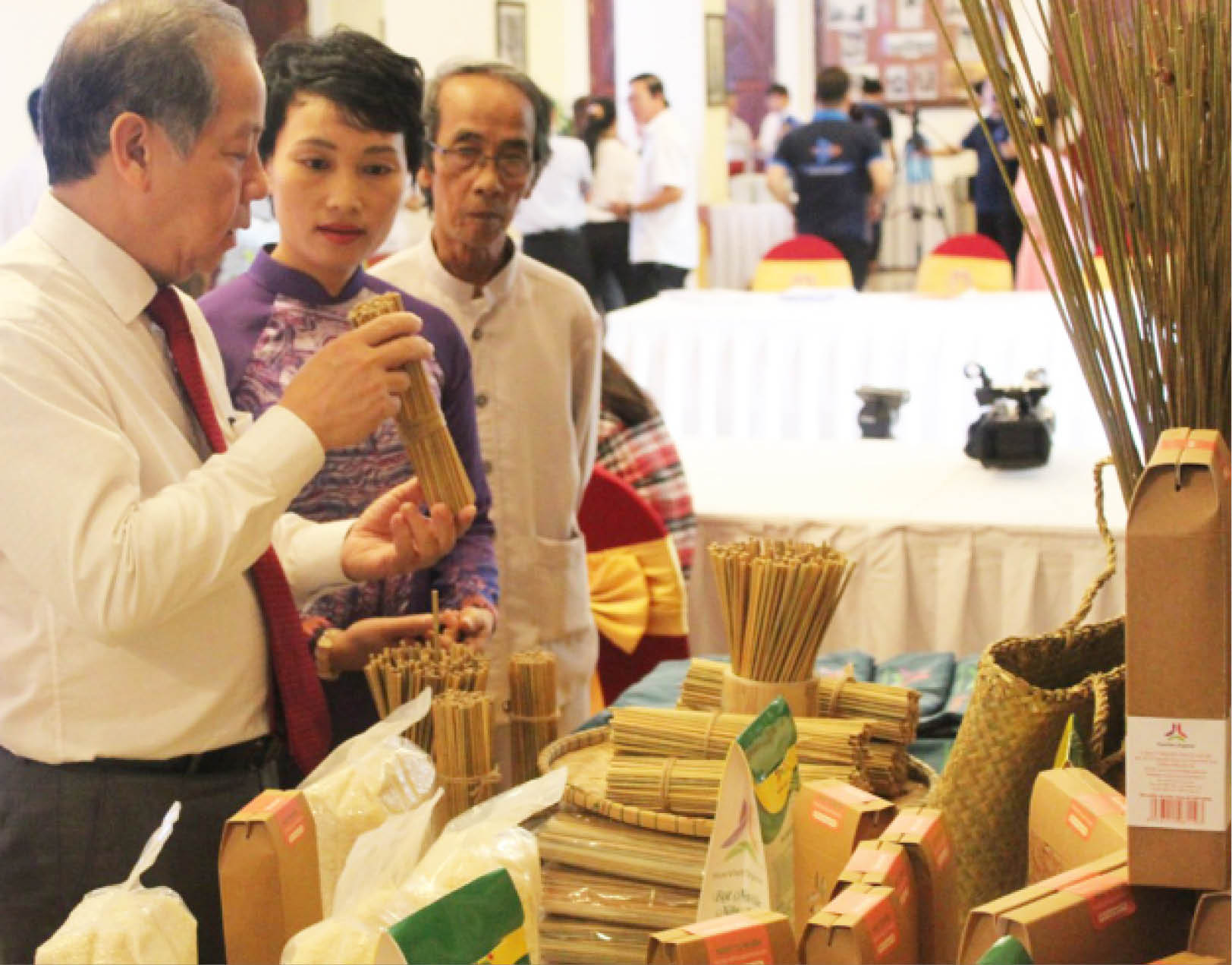 Phát triển công nghiệp theo hướng hiện đại, thân thiện môi trường