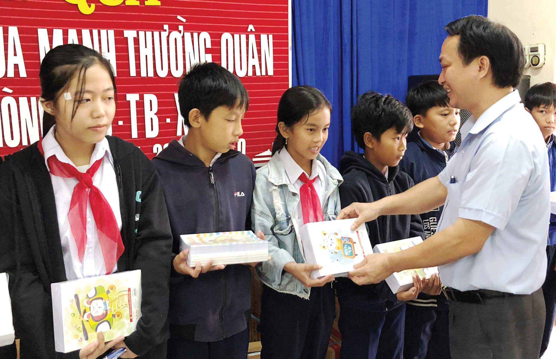 Đảm bảo trường lớp cho học sinh trở lại trường