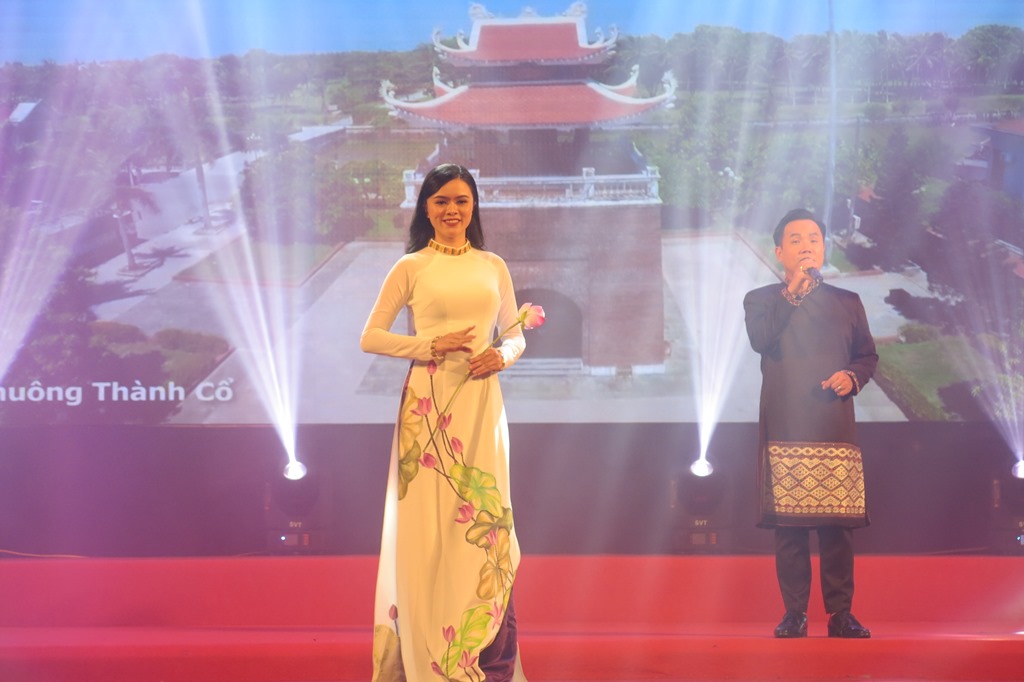 Đêm nhạc hướng về miền Trung quyên góp hơn 2,2 tỷ đồng