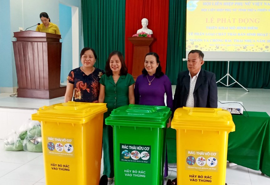 Hương Thủy Mô hình điểm toàn tỉnh về phân loại chất thải rắn sinh hoạt tại nguồn