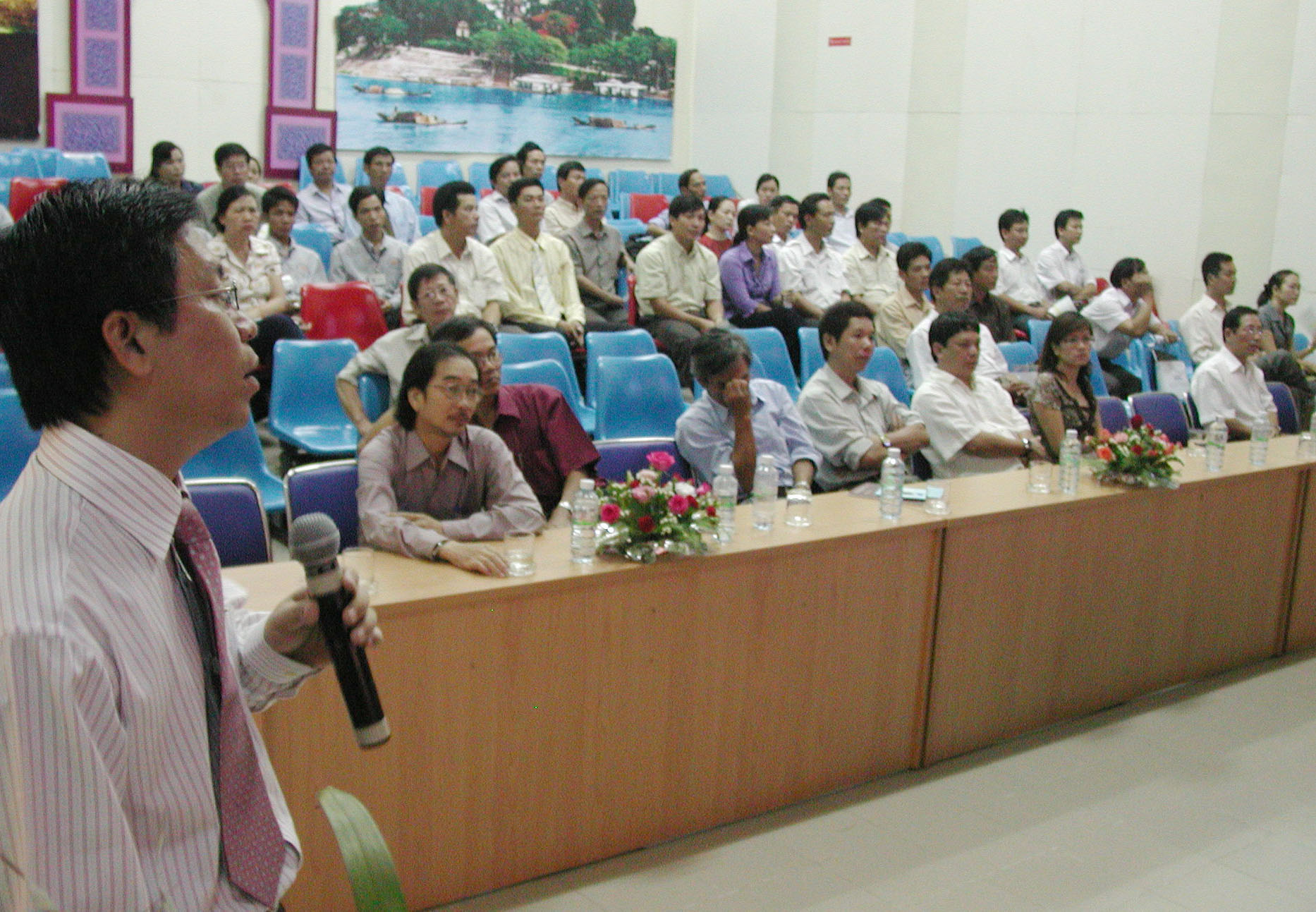 Quan hệ kinh tế cần phải sòng phẳng