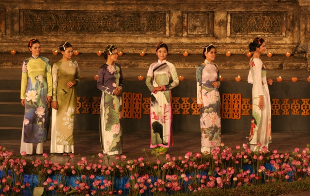 Phát triển văn hóa, góp phần nâng cao vị thế của tỉnh