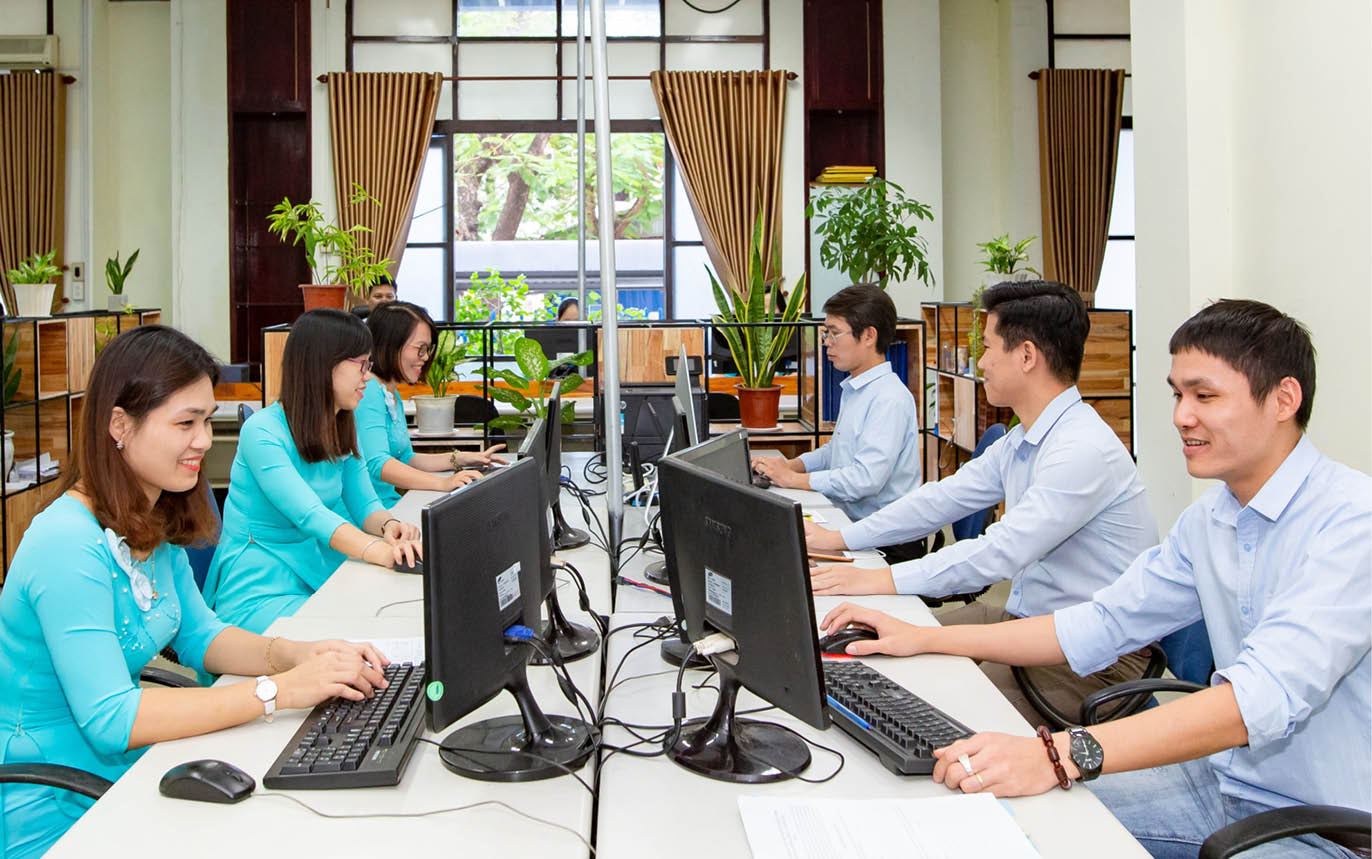 Phát triển công nghệ thông tin để hội nhập