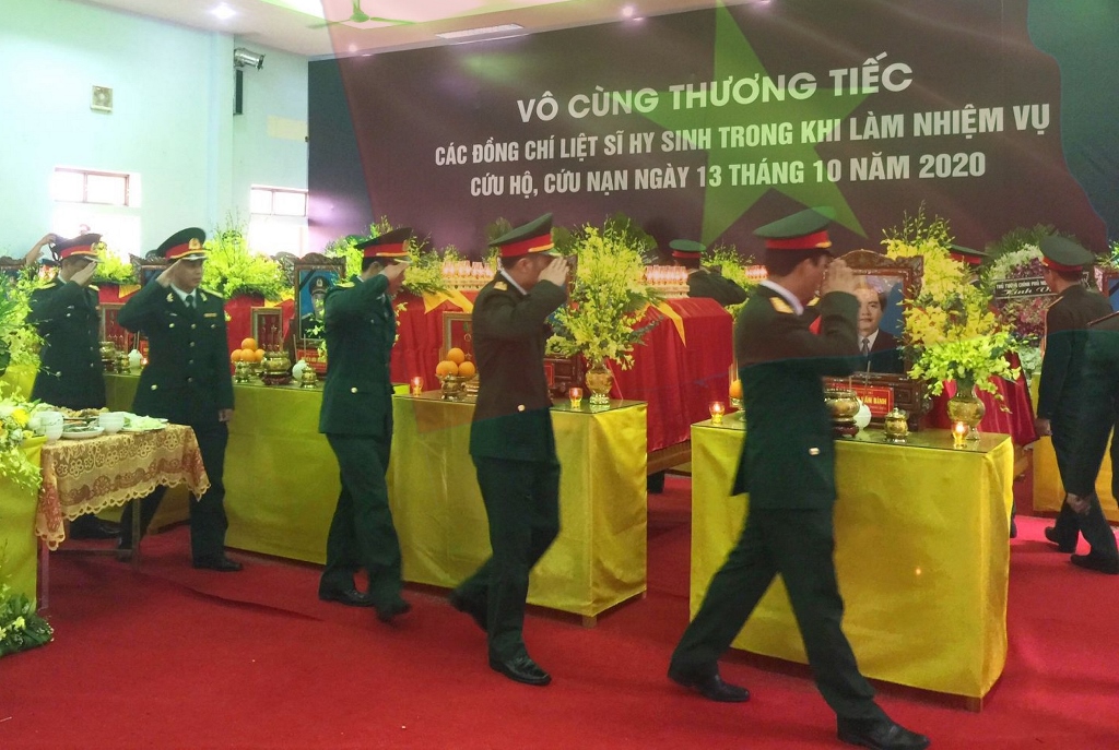 Sạt lở Thuỷ điện Rào Trăng 3 Nỗi đau và bài học - kỳ 2 Trong tim các anh là tổ quốc, trên vai các anh là đồng bào