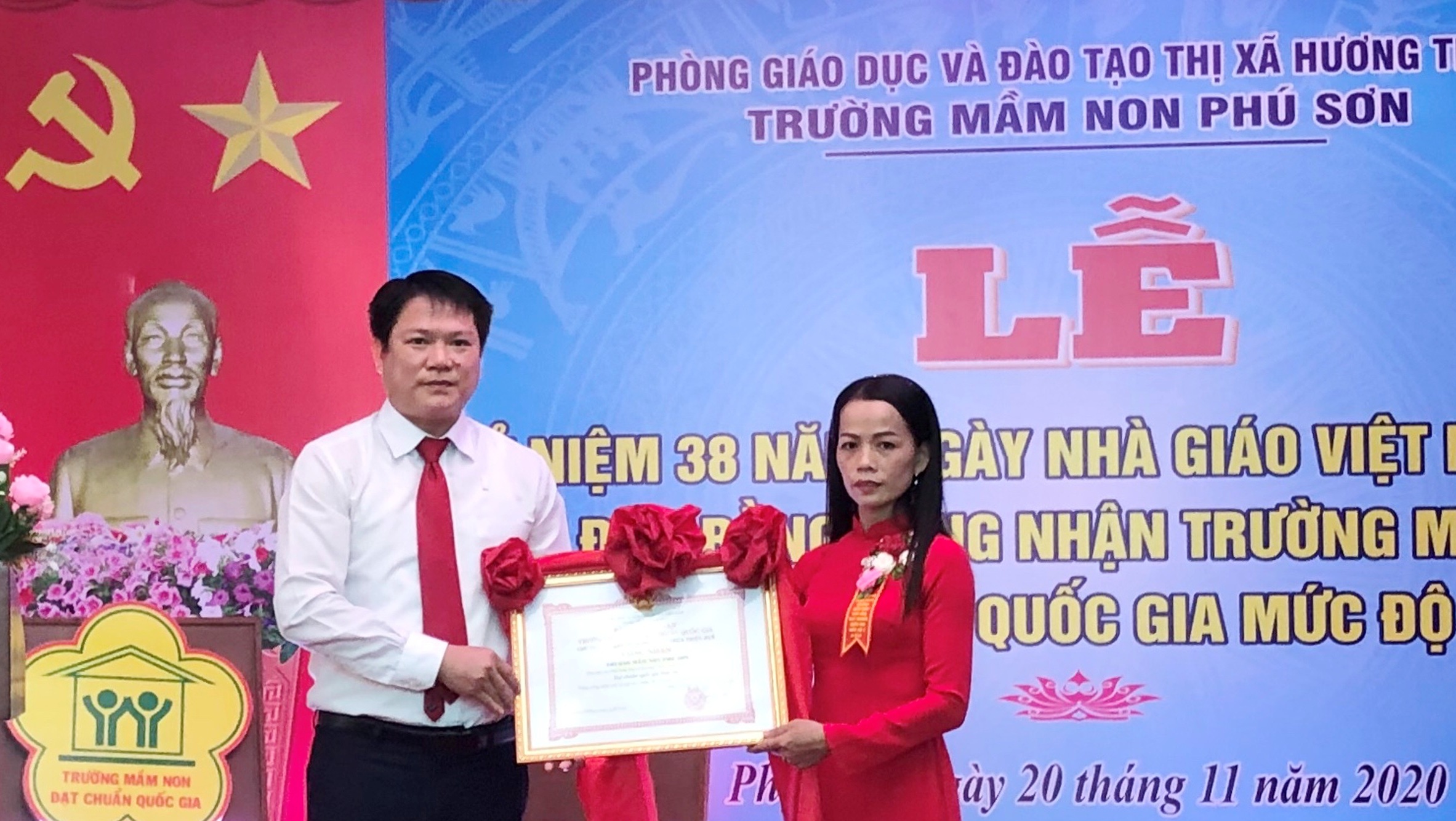 Trường mầm non xã miền núi đón bằng đạt chuẩn quốc gia