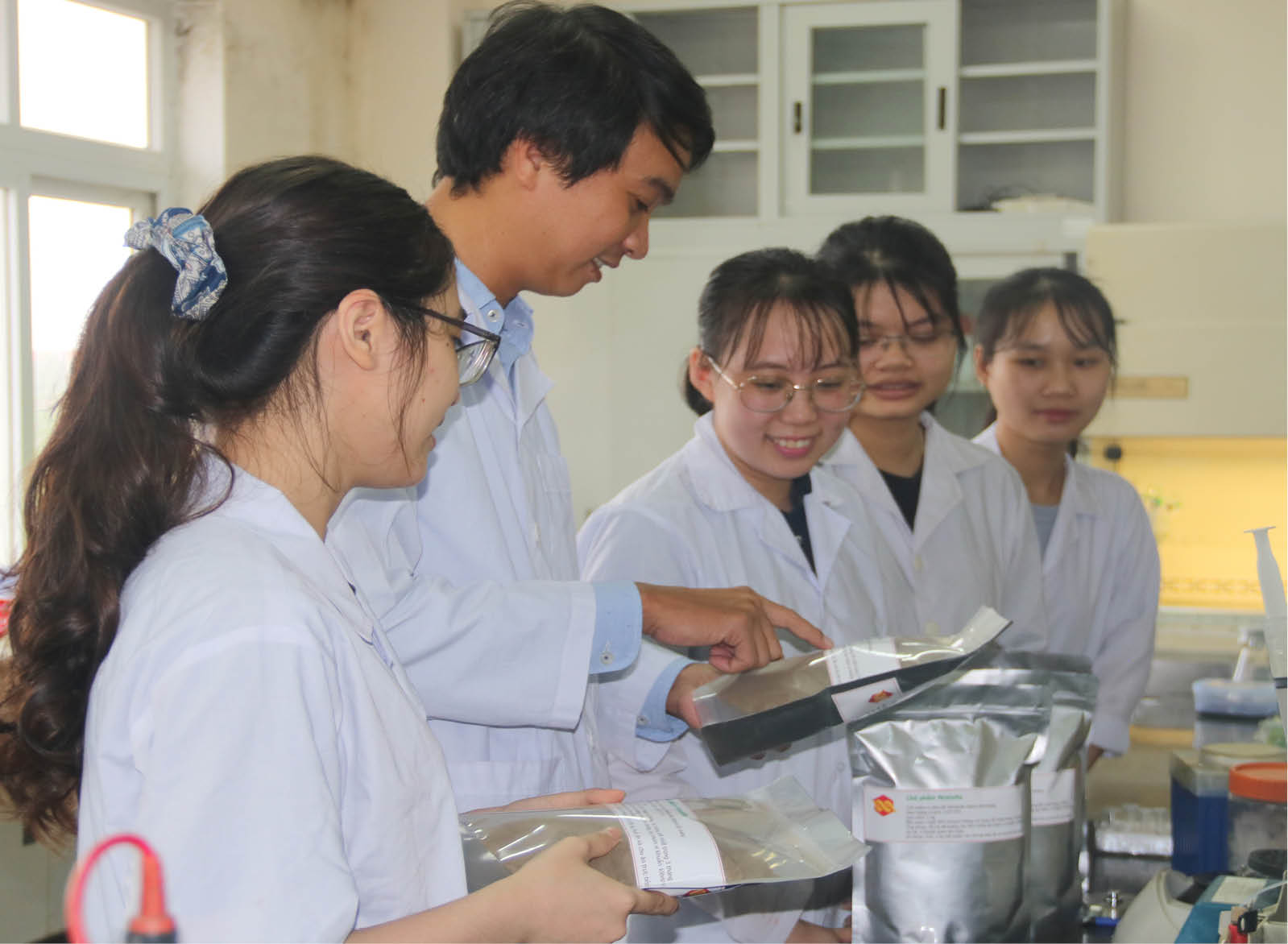 Giảm lo cho người nuôi tôm