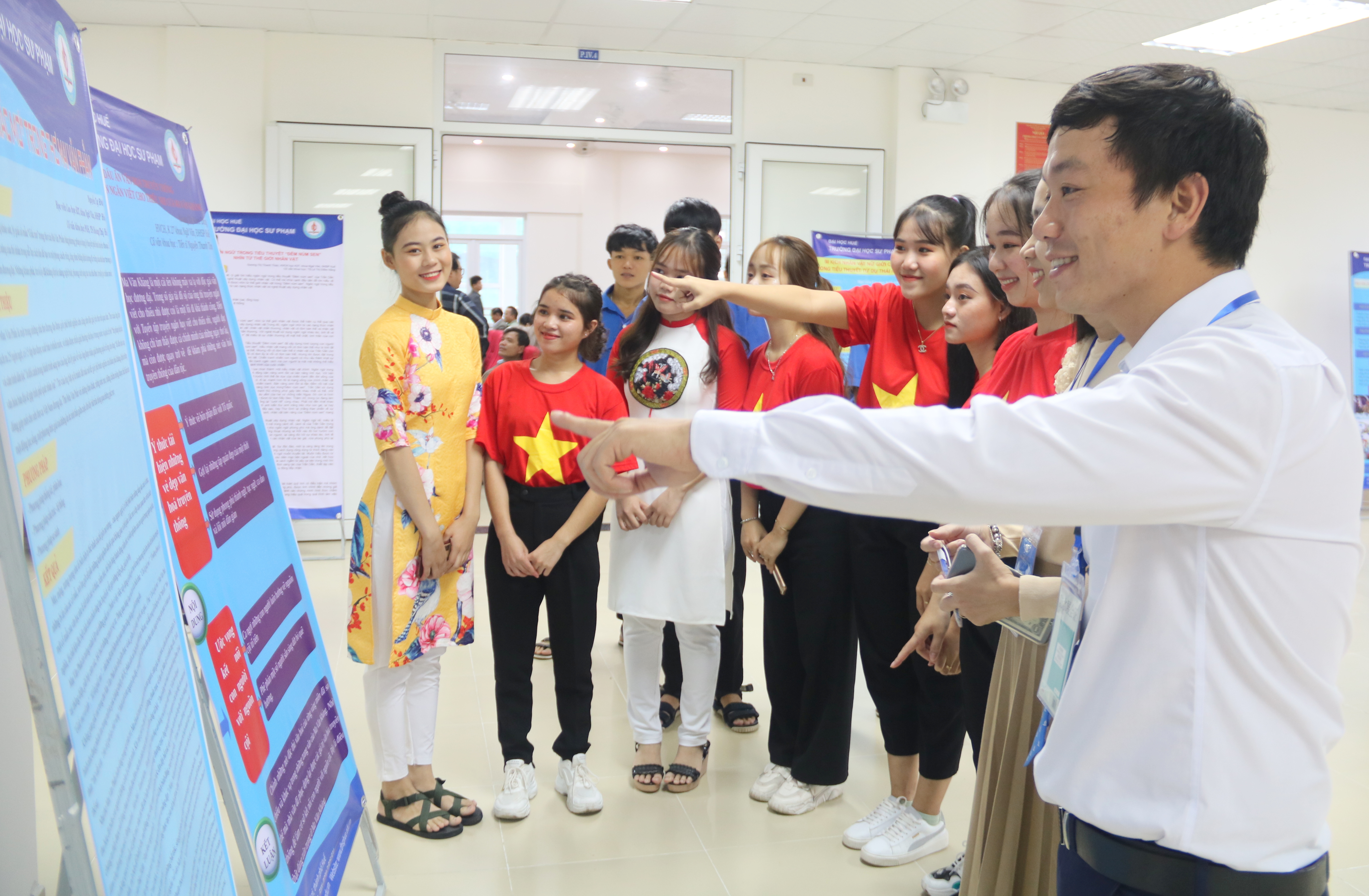 Trường đại học Sư phạm đăng cai tổ chức Hội thảo Khoa học cán bộ trẻ